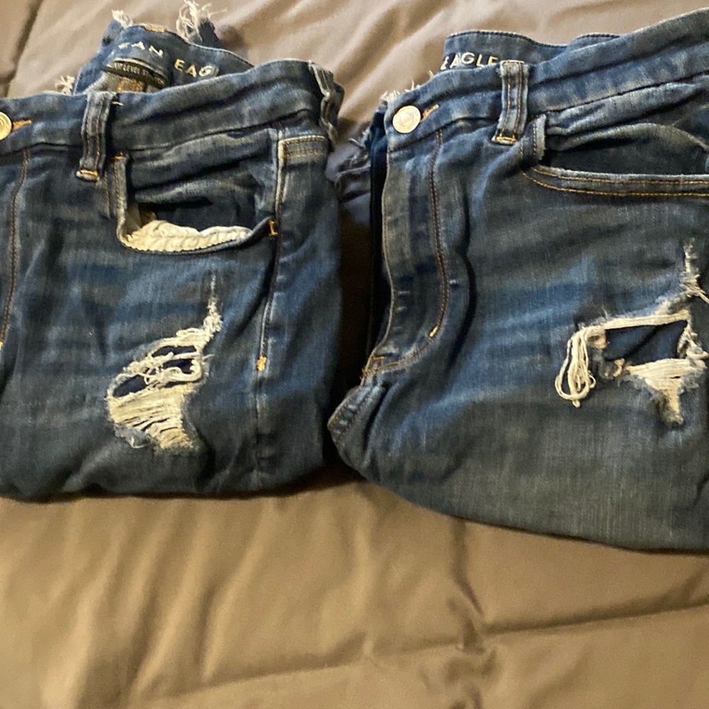 AMERICAN EAGLE